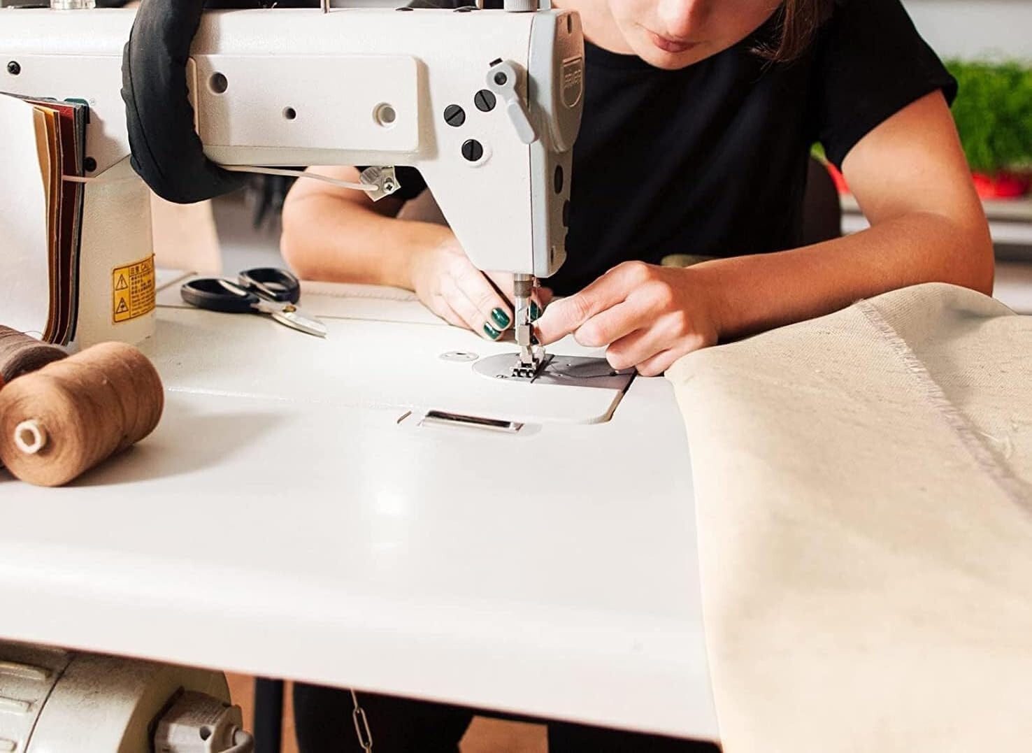 Versatile 25 Yards Natural Cotton Muslin Fabric - Ideal for Quilting & Draping