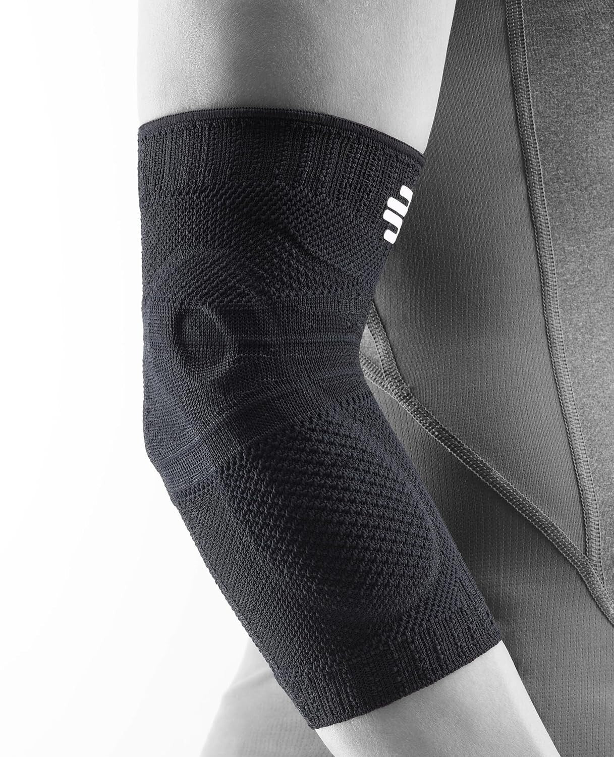 Premium Sports Elbow Support: Durable, Washable & Designed for Optimal Movement