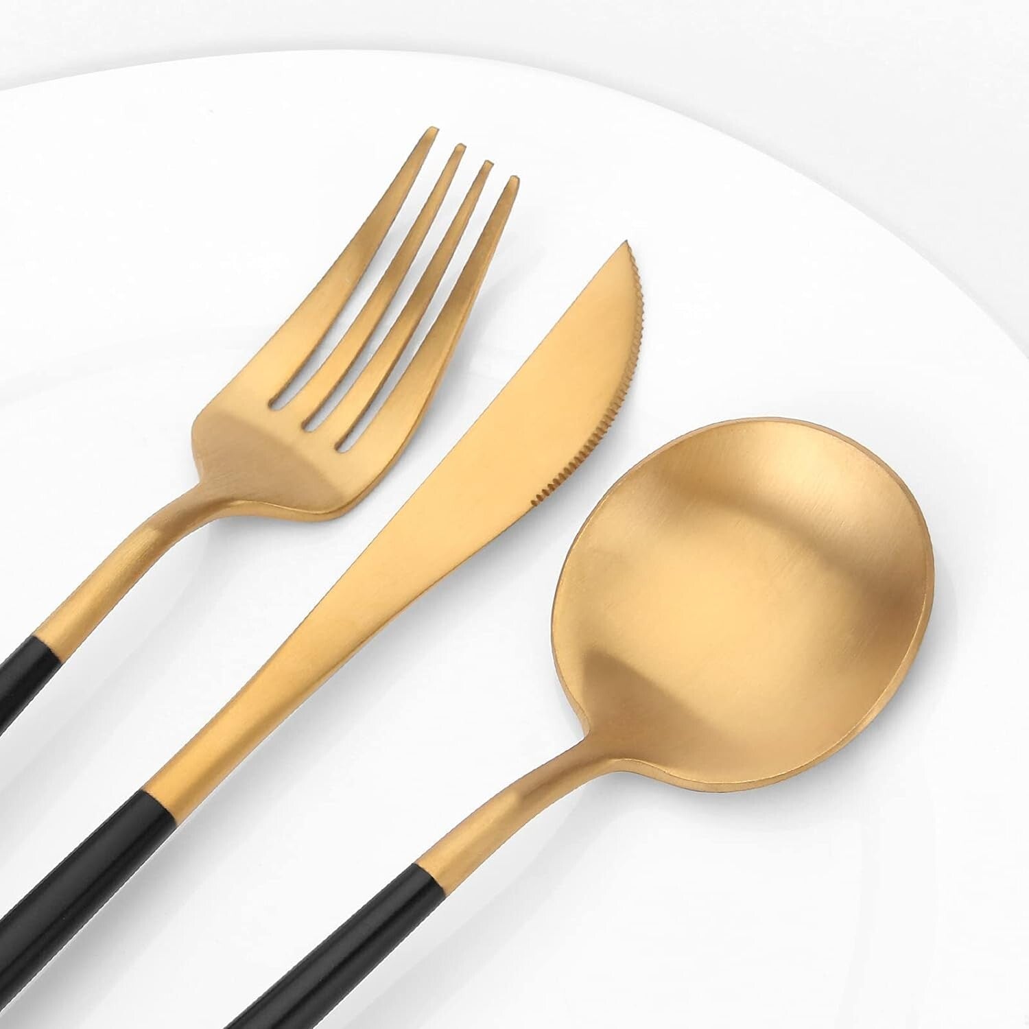20-Piece Matte Gold & Black Silverware Set – Modern Cutlery for Elegant Dining