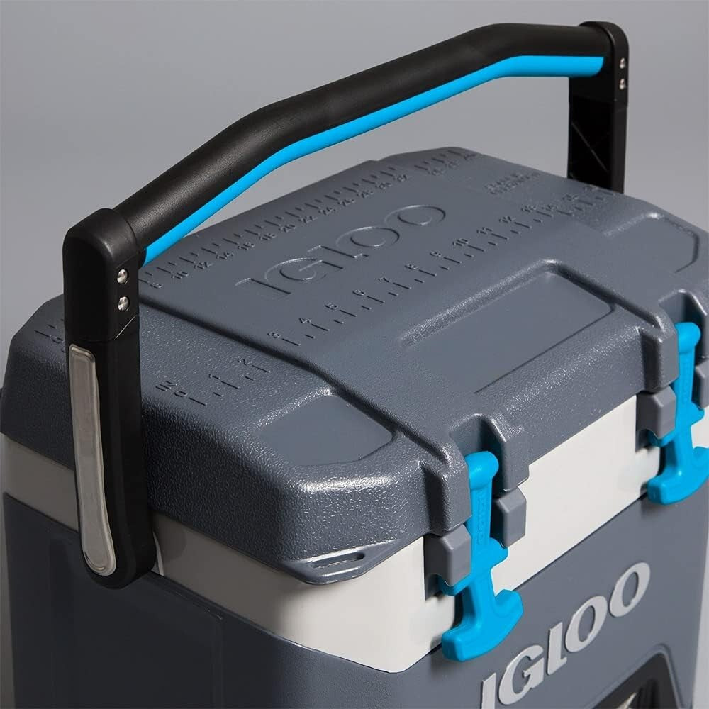 Lightweight 25 QT Igloo Hard Cooler - Perfect for Camping and Fishing