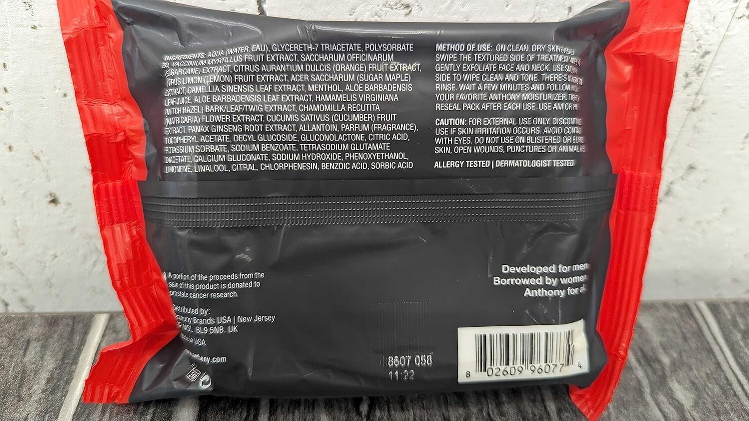 Dual-Sided Exfoliating Wipes for Smooth, Fresh Skin - Perfect for Men and Women