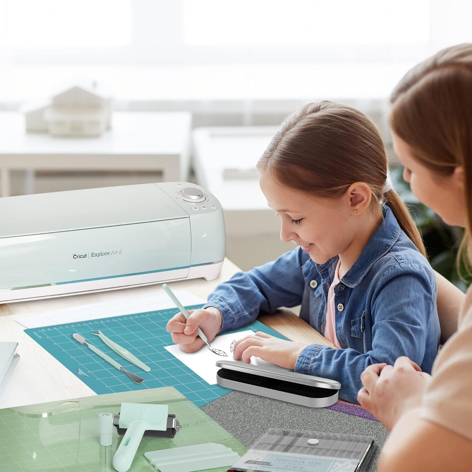 Versatile Cricut Maker Accessory Bundle for Effortless Crafting Creativity