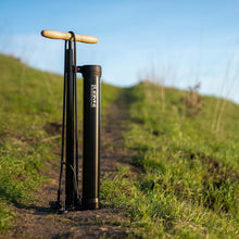 Load image into Gallery viewer, 220 PSI High Volume Tubeless Bicycle Floor Pump with Digital Gauge - Gloss Black