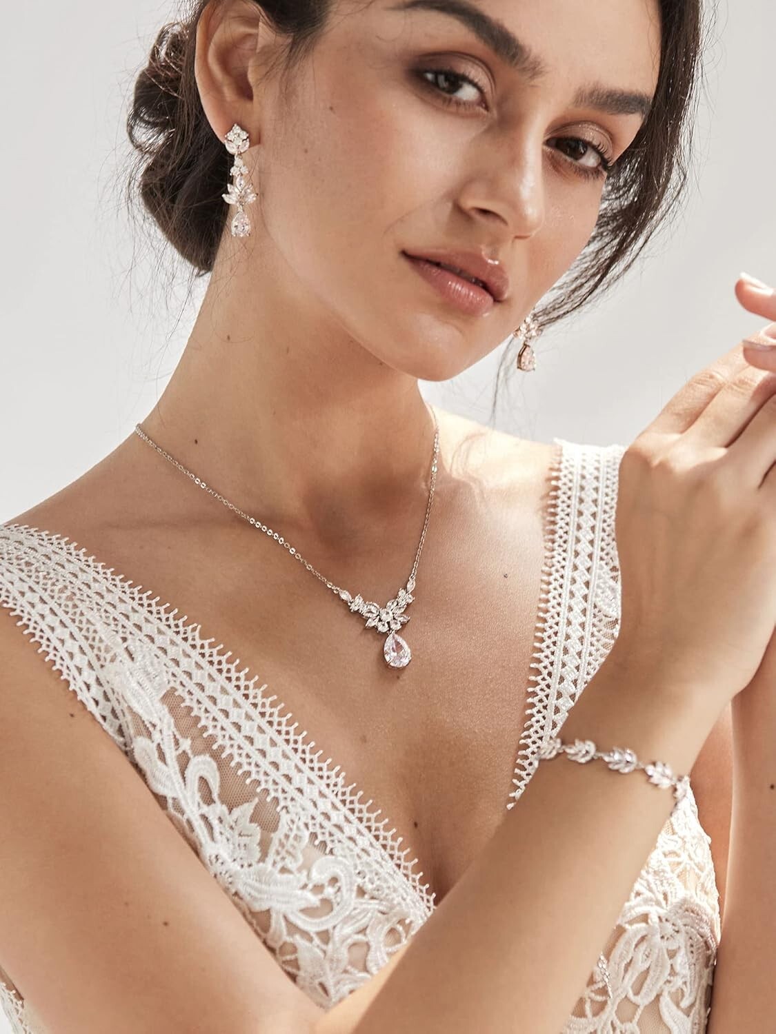 Dainty Women's Wedding Jewelry Set - Cubic Zirconia Necklace & Earring Pair