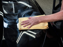 Load image into Gallery viewer, Meguiar's Professional Hi-Tech Carnauba Wax - 1 Gal Liquid for Deep Gloss Shine