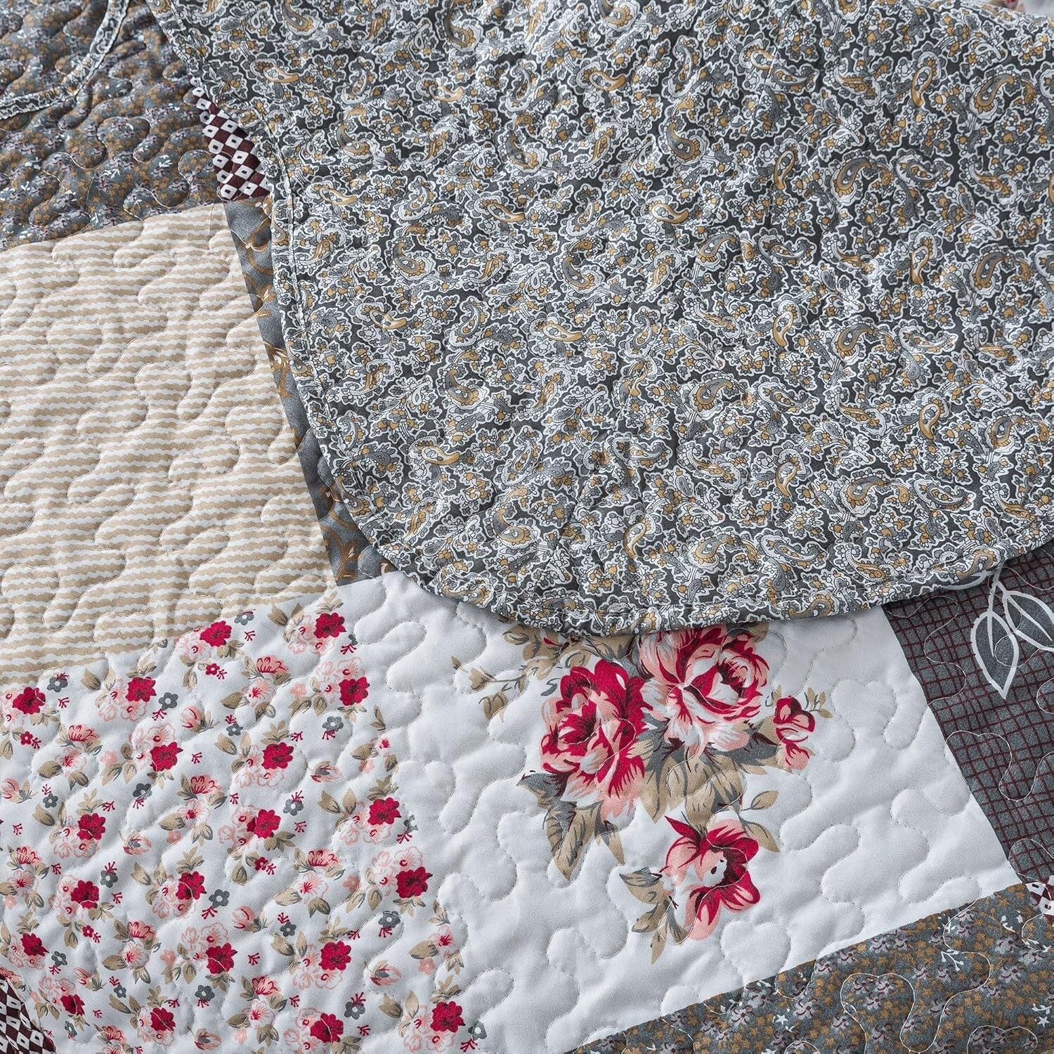 All-Season Grey King Quilt Set - Lightweight Floral Bedspread with Pillow Cases