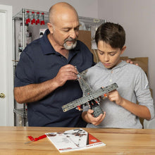Load image into Gallery viewer, Erector Super Construction Set: 25 Models &amp; Motorized Crane for Young Engineers