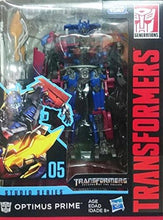 Load image into Gallery viewer, Transformers Studio Series 05 Voyager Class Optimus Prime with Backdrop Display