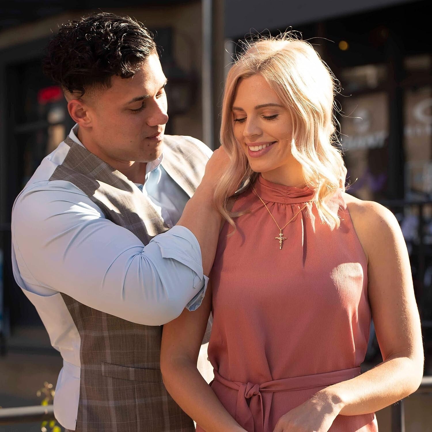 Durable 24K Gold Plated Crucifix Necklace – Yellow & White Gold Options