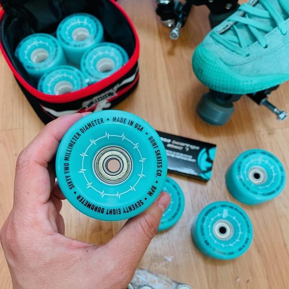 Durable 62x35mm Quad Roller Skate Wheels - Ideal for Outdoor Skating, Pack of 4