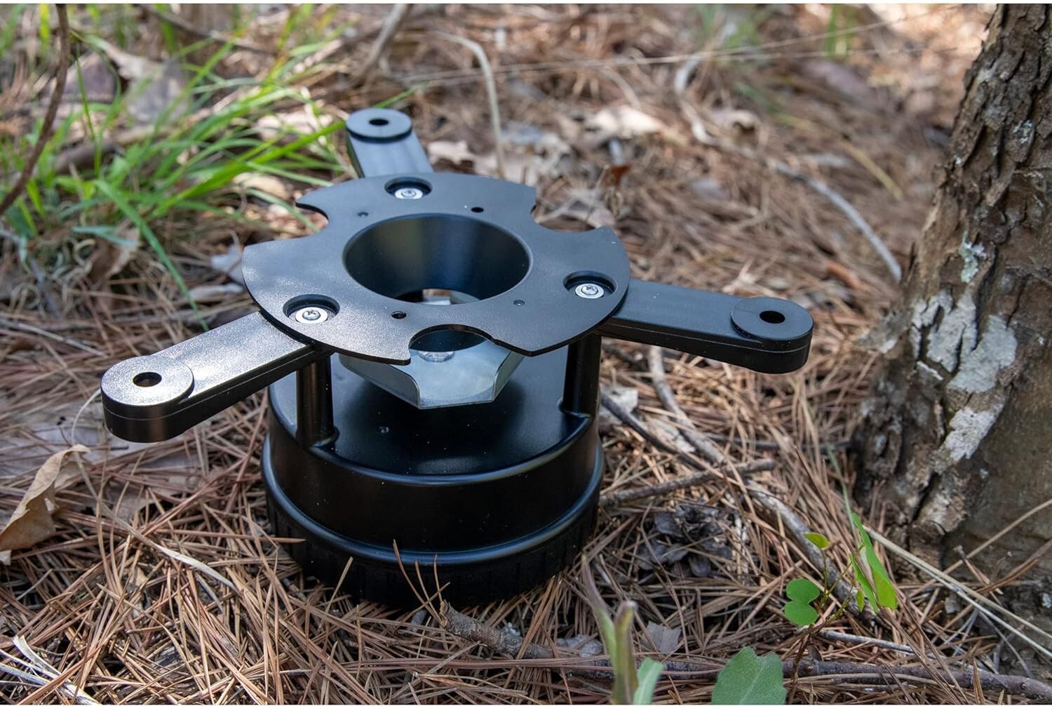 Digital Deer Feeder Timer - Easy Setup, Adjustable Mount for Hunting Efficiency