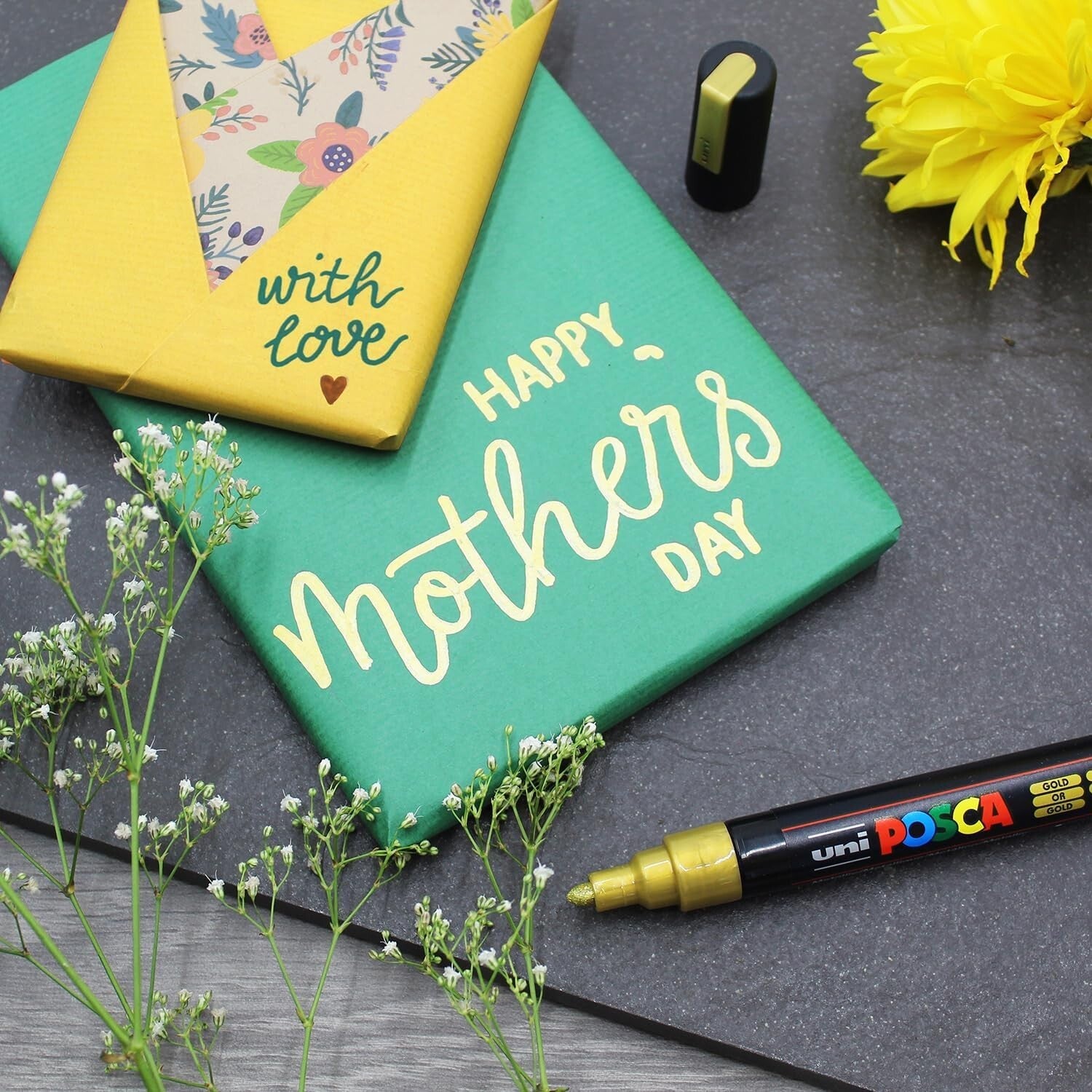 Full Black Pen Set of 7 with Contoured Grip & Chisel Tip for Smooth Writing