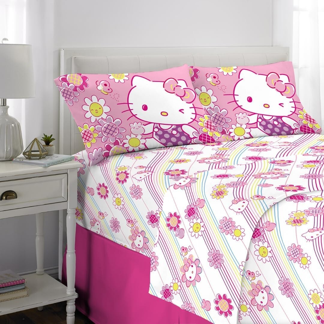 Super Soft Hello Kitty Bedding Set, Queen - Cartoon Patterned Comfort