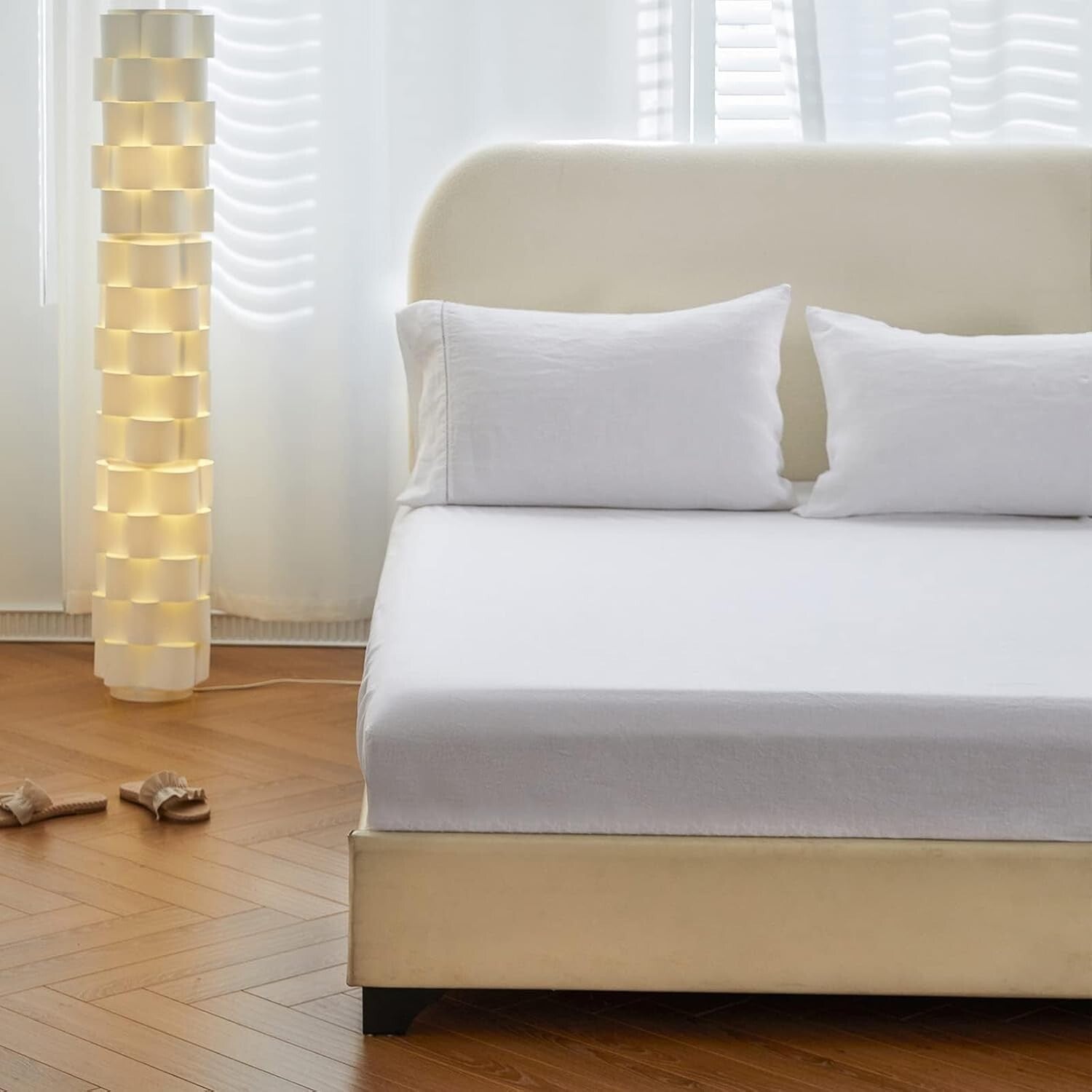 Durable Queen Linen Fitted Sheet - 14" Deep Pocket for Secure Fit - White