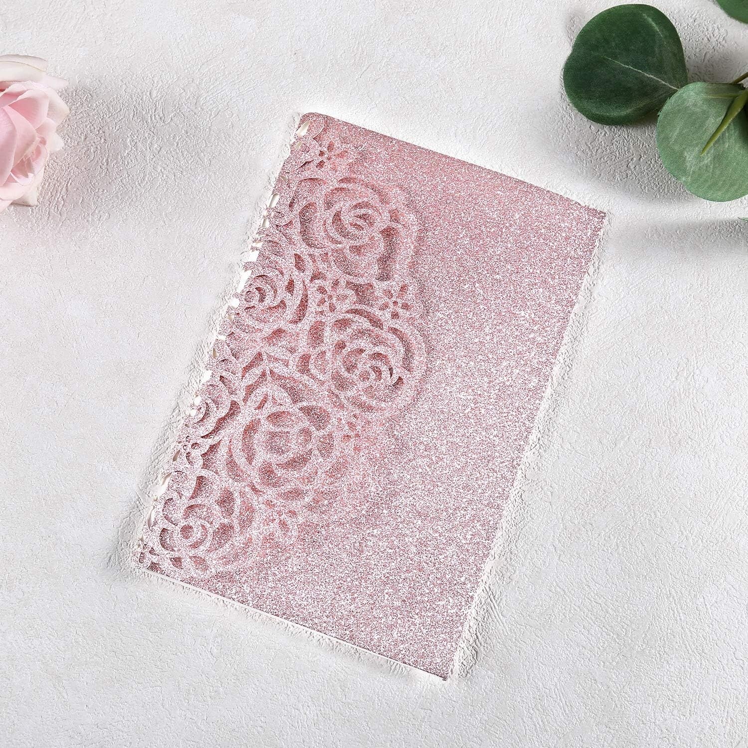 Elegant 4.7x7 Inch Rose Gold Glitter Quinceanera Invitation Kit - 50 Count