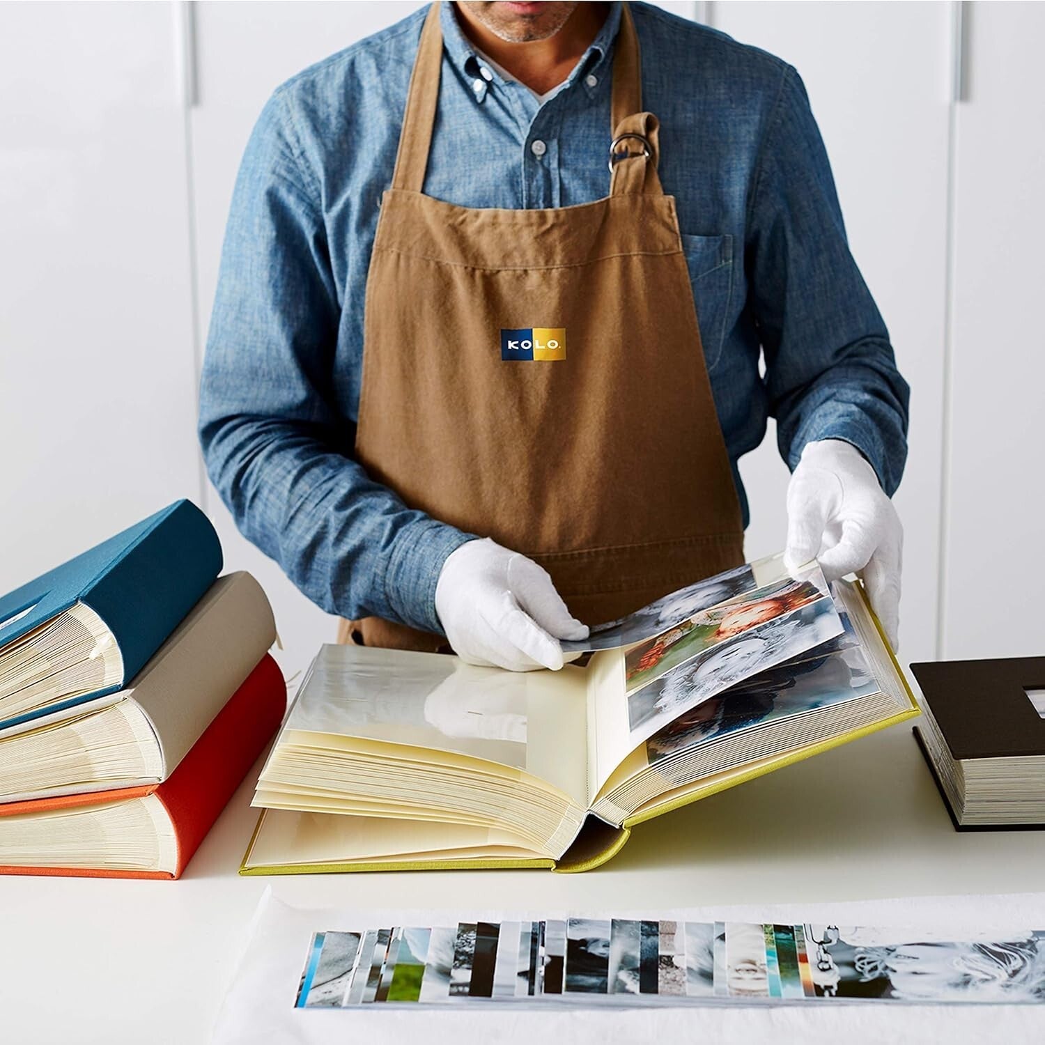 Customizable Hudson Photo Album - Archival Quality, Holds 300 Photos in Red