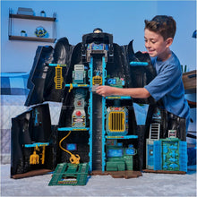 Load image into Gallery viewer, Transforming Batman Bat-Tech Batcave Playset - 4” Exclusive Figure &amp; Accessories
