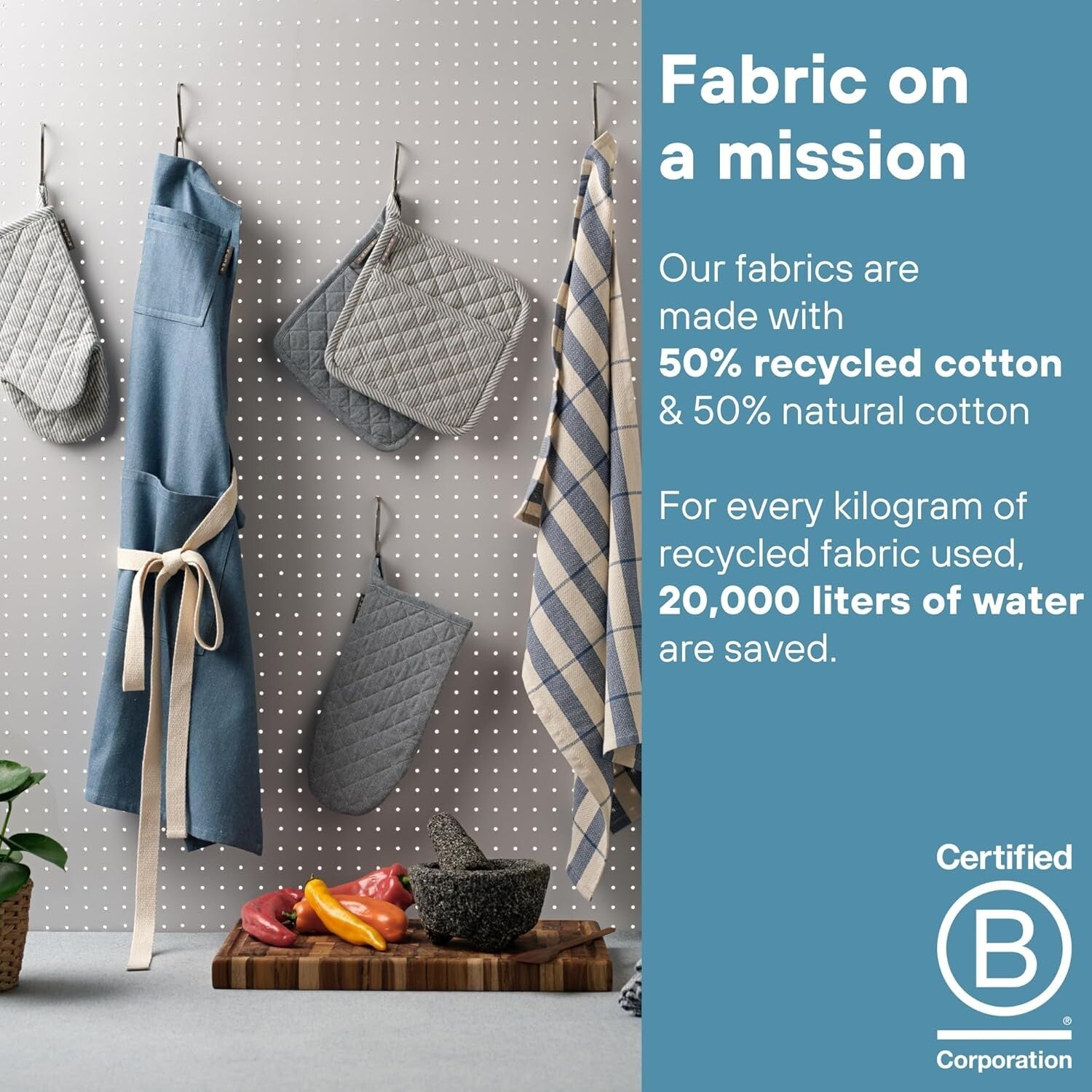 Versatile Cooking Apron with Pockets - Sustainable Design for Chefs & Creatives