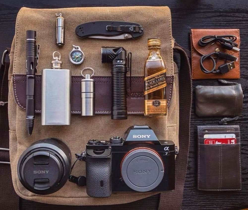 Lightweight and Durable 8848 RAT I Folding Knife - Ideal for Outdoor Adventures