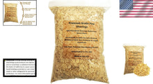 Load image into Gallery viewer, 16 Quart Pine Bedding for Small Animals | Absorbent, Eco-Friendly, Made in USA