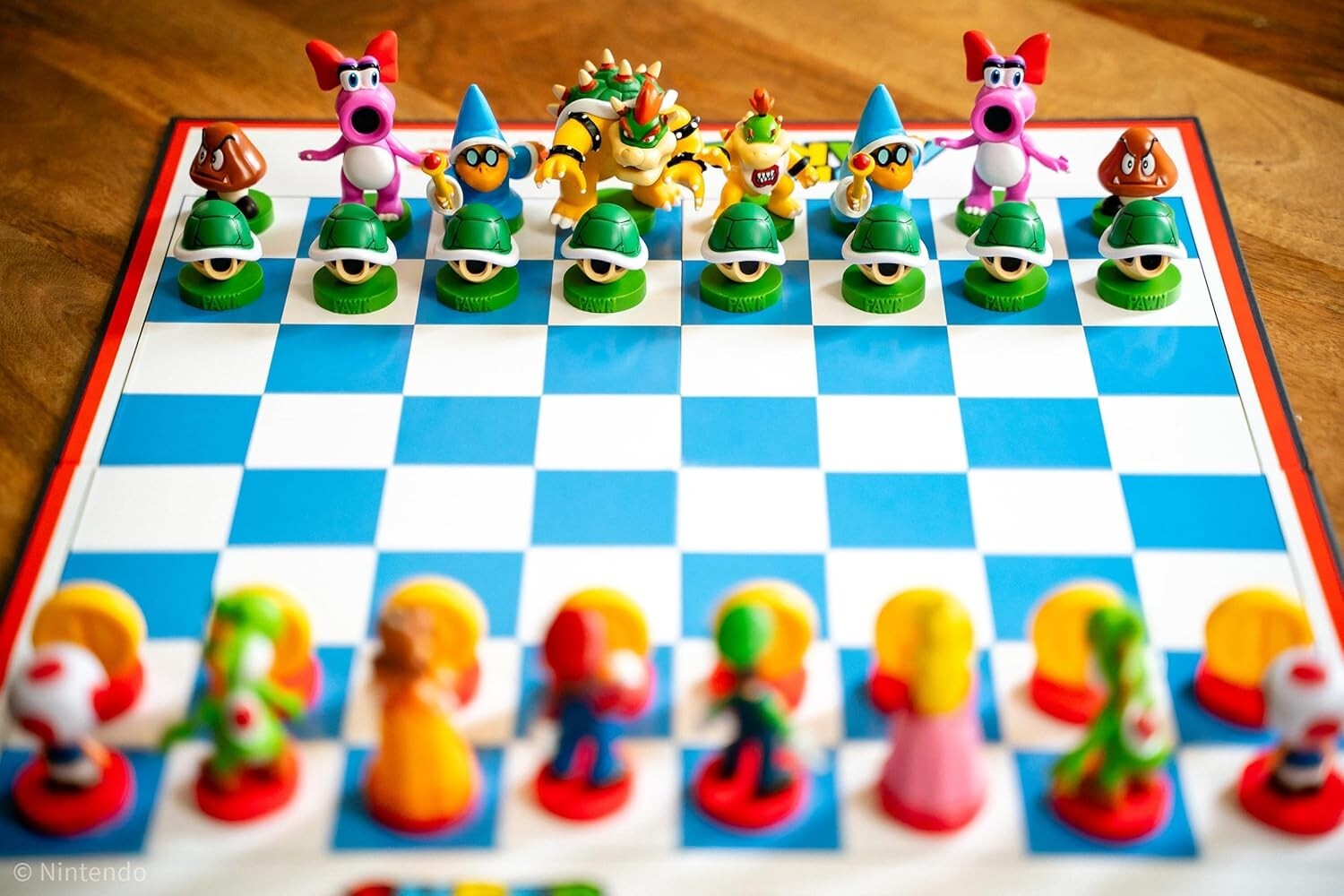 Unique Super Mario Chess Game with 32 Sculpted Pieces - Ideal for Collectors