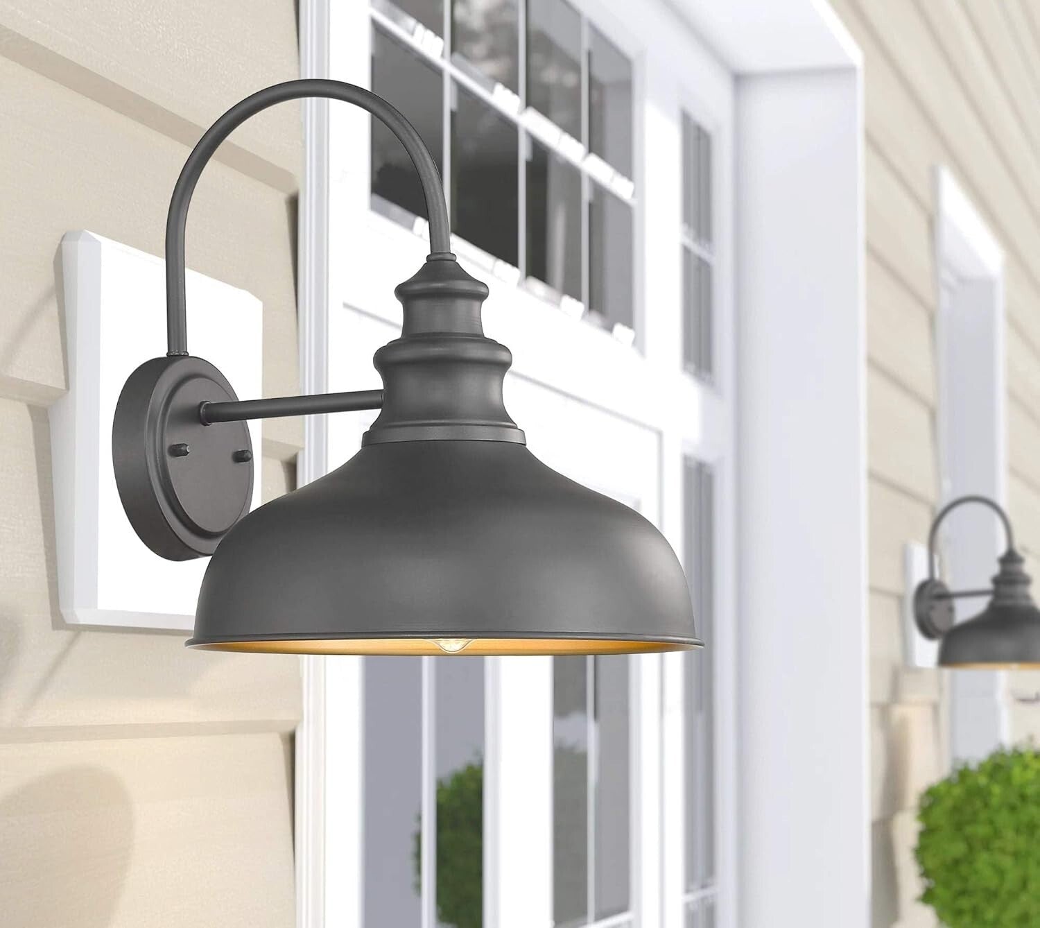 Farmhouse Gooseneck Barn Light Sconce in Black - Durable Entryway Illumination