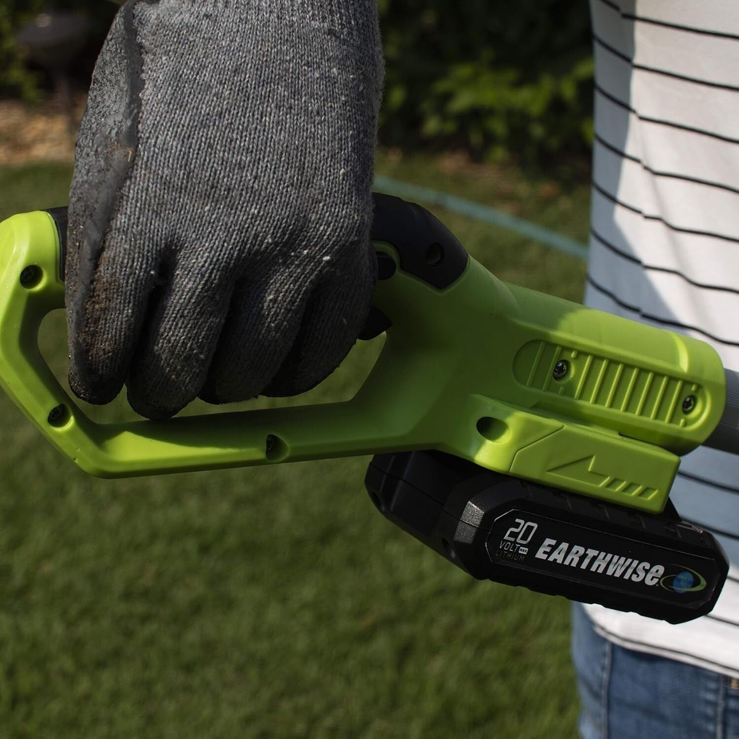 Eco-Friendly 20-Inch Battery-Powered Hedge Trimmer - Includes Fast Charger