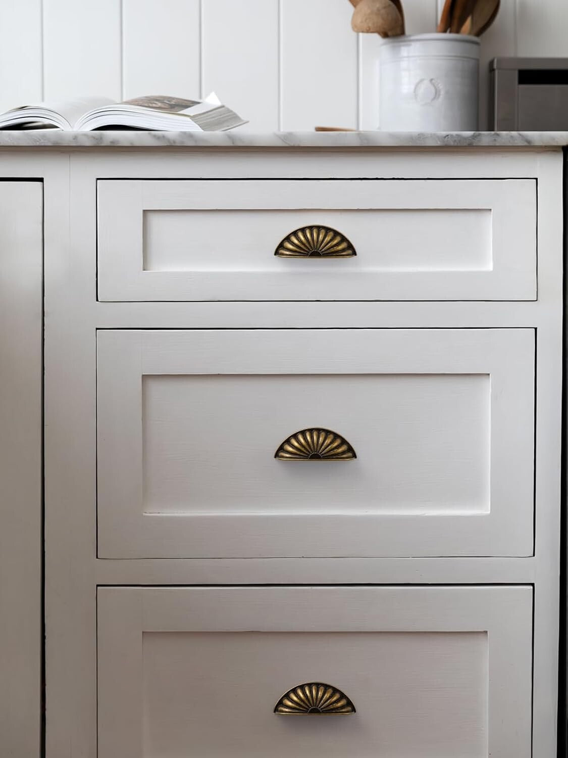 Elegant Antique Brass Cabinet Pulls - 10 Pack Flower Petal Design for All Spaces