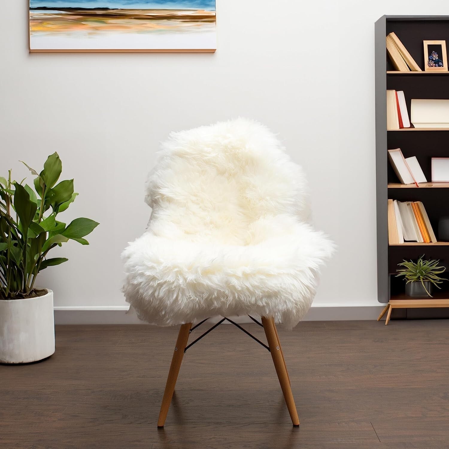Natural Fluffy Sheepskin Rug - 2' x 3' - Perfect for Bedroom & Living Room