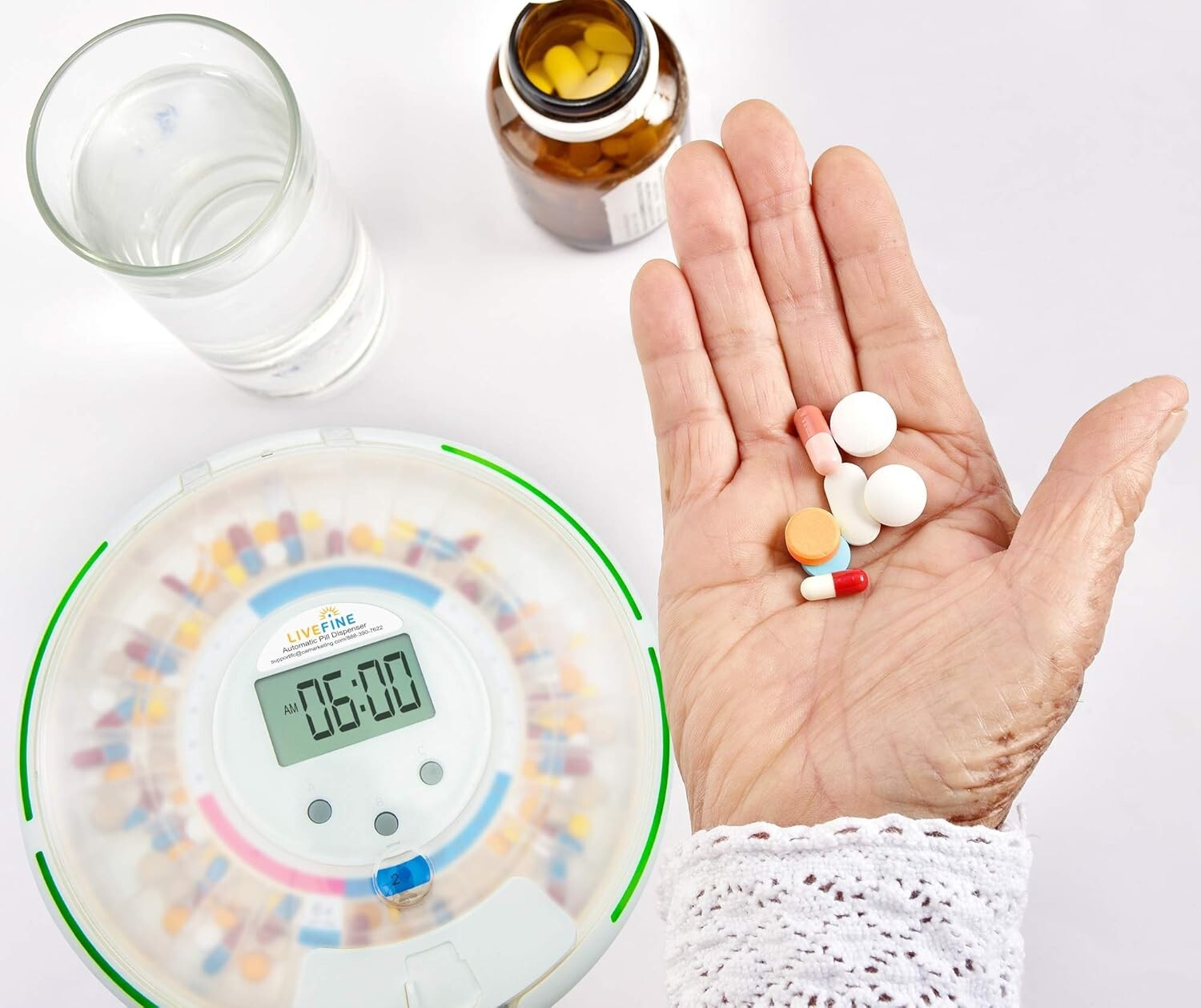 Automatic 28-Day Pill Dispenser with LCD Display & Sound Alerts for Caregivers