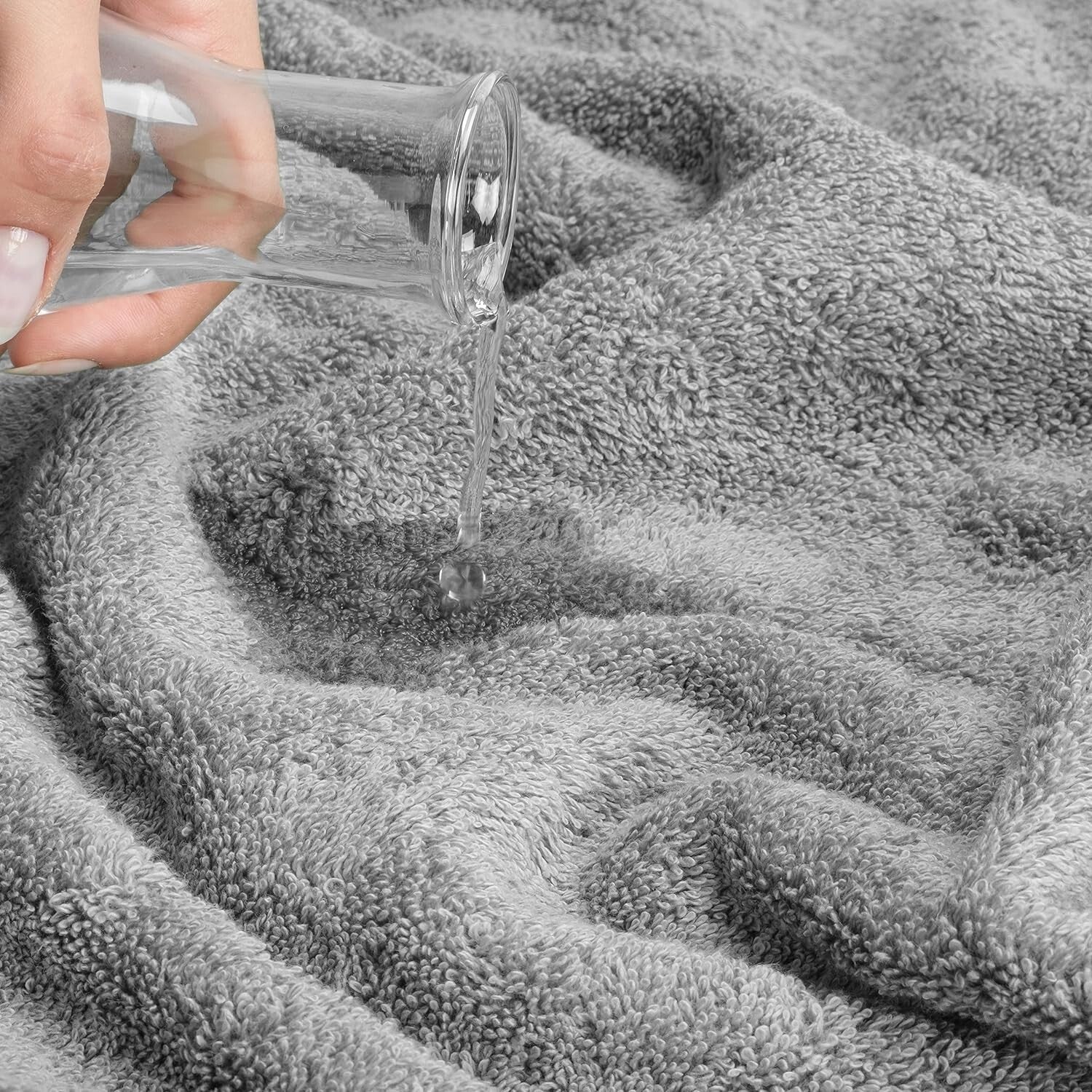 6-Piece Bath Towel Set: Premium 600 GSM Absorbent Cotton Towels in Light Grey