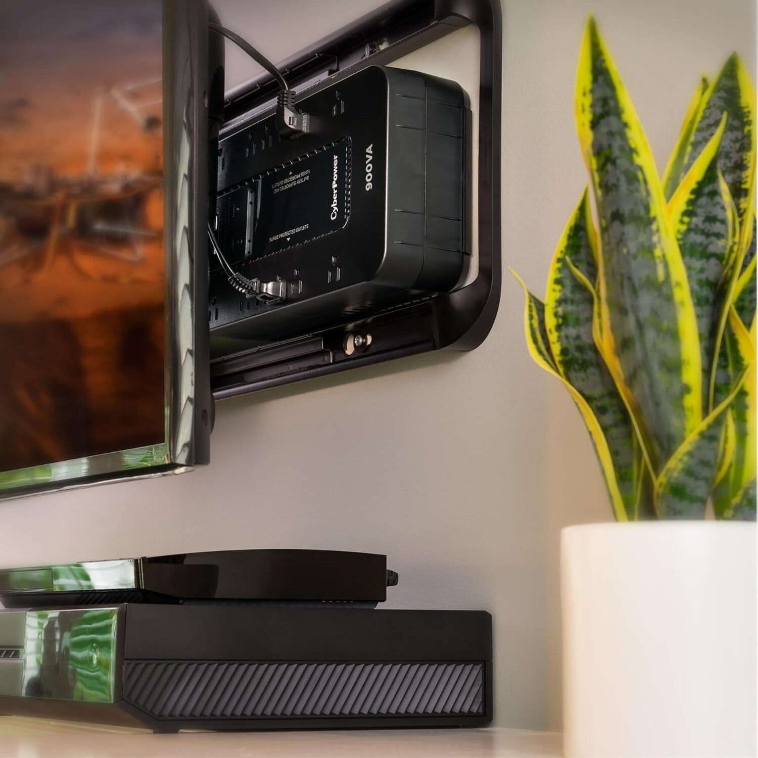 900VA/500W Uninterruptible Power Supply with USB Charging - Space-Saving Design