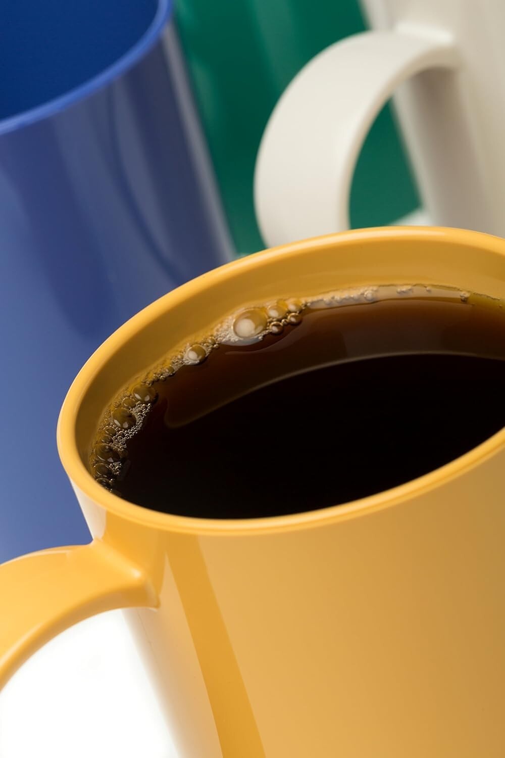 Durable White Tritan Coffee Mug, 8 oz with Easy Grip Handle - Home Essential