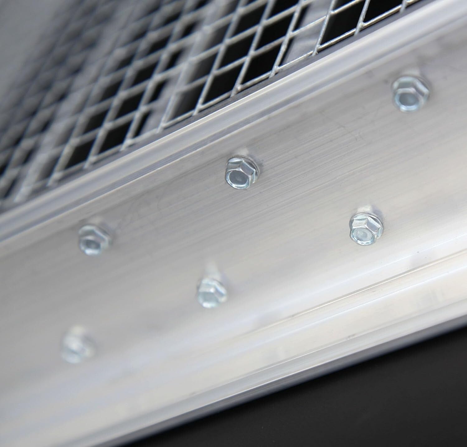 Elegant 6" x 6" Aluminum External Gable Louver Vent - Weather & Pest Resistant