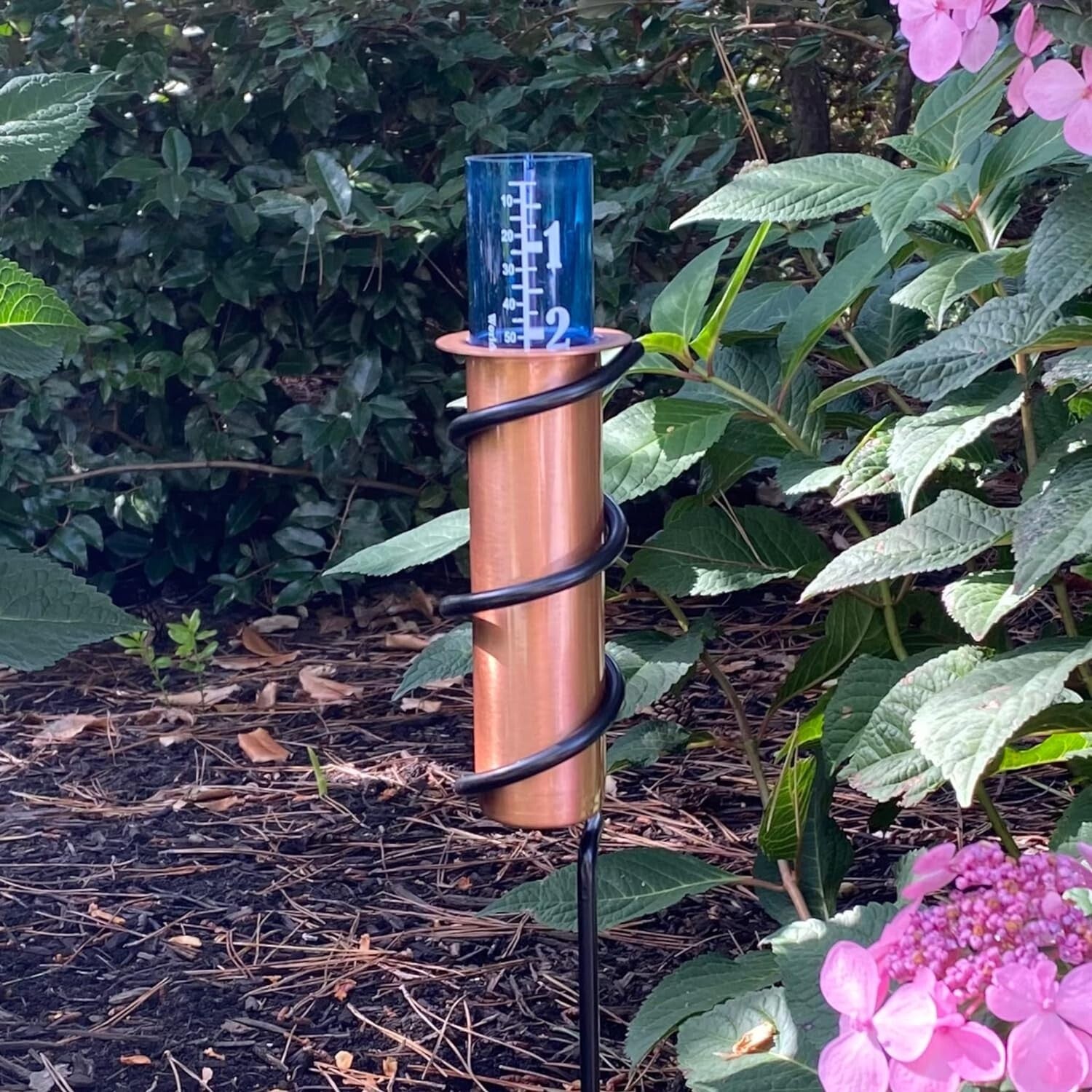 Durable Outdoor Rain Gauge with Shatterproof Tube - Copper Finish & Stable Mount