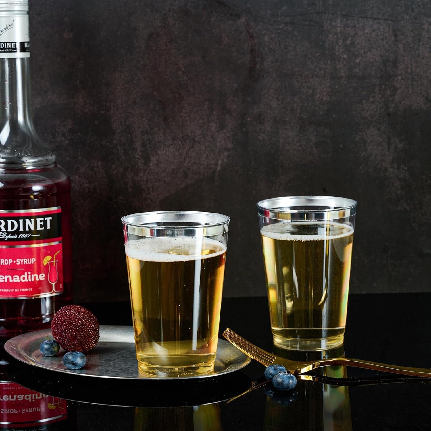 Sturdy 12 oz Clear Plastic Cups with Silver Rim - Perfect for Weddings & Events