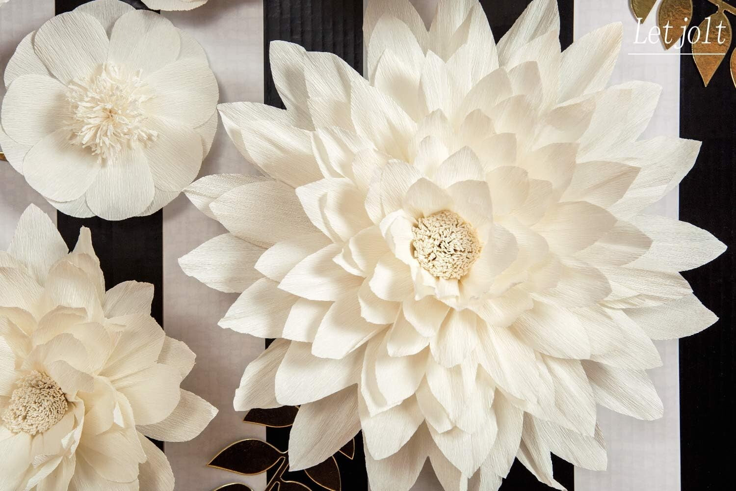 8PC White Paper Flowers with Gold Leaves & Butterflies - Perfect for Weddings