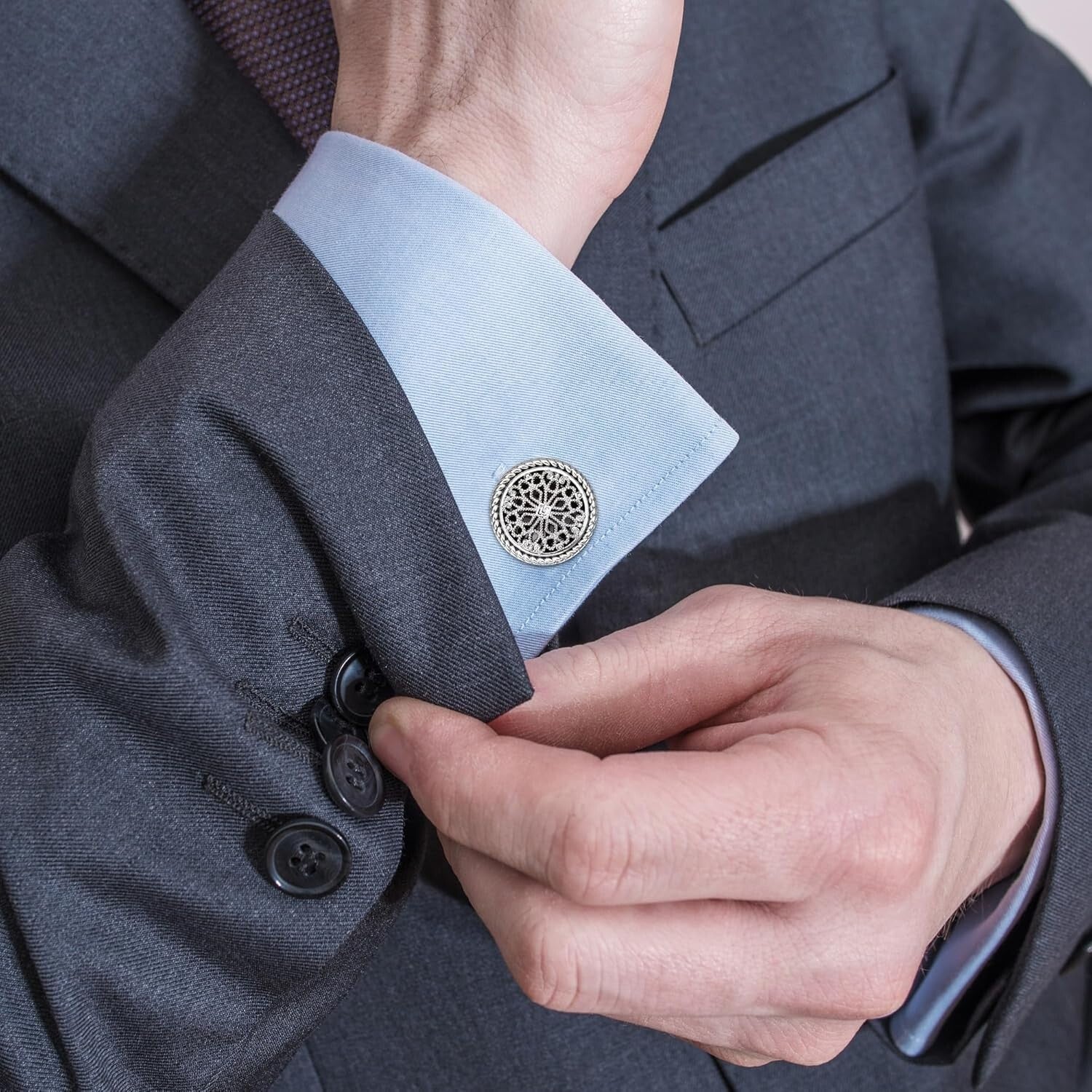 Deluxe Men's Cuff Links in 18K Gold Finish - Chic Accessory for Formal Events