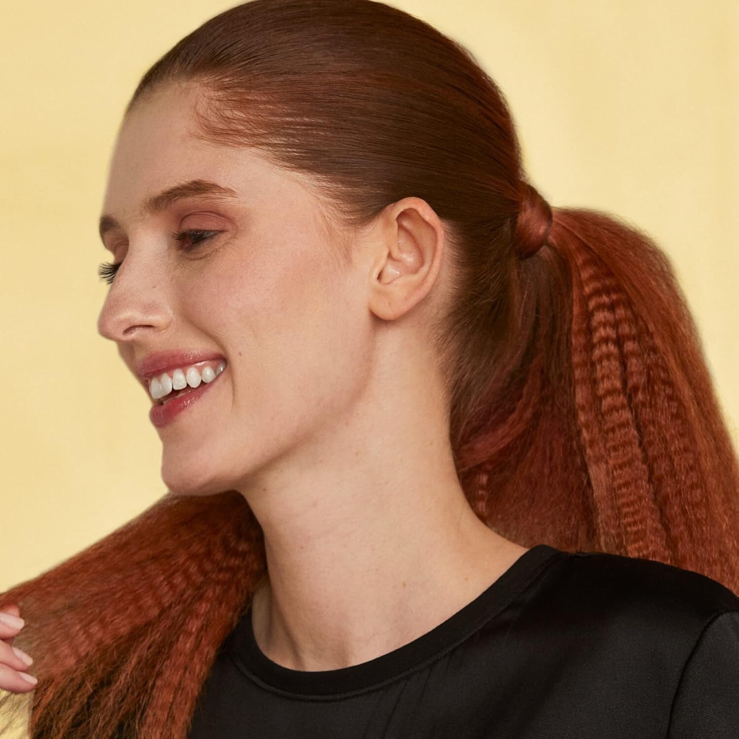 Versatile 24K Gold Crimping Iron with Variable Heat for Stunning Styles