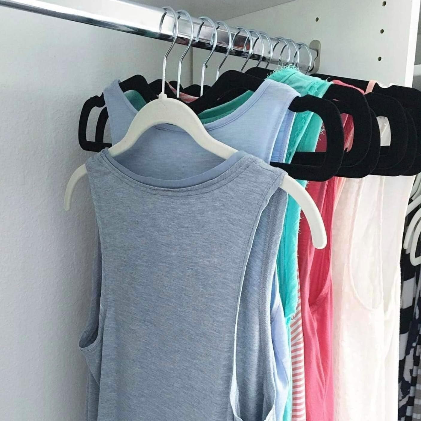 Elegant Black Velvet Hangers - Slim Design for Maximizing Closet Space, 40-Pack