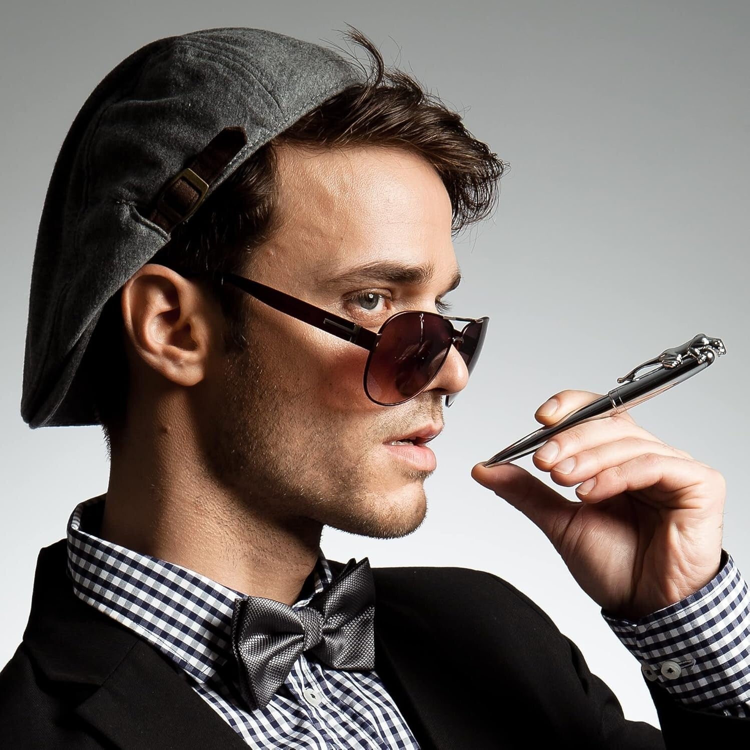 Black Fountain Pen with Gift Box - Luxury Writing Experience for Everyone