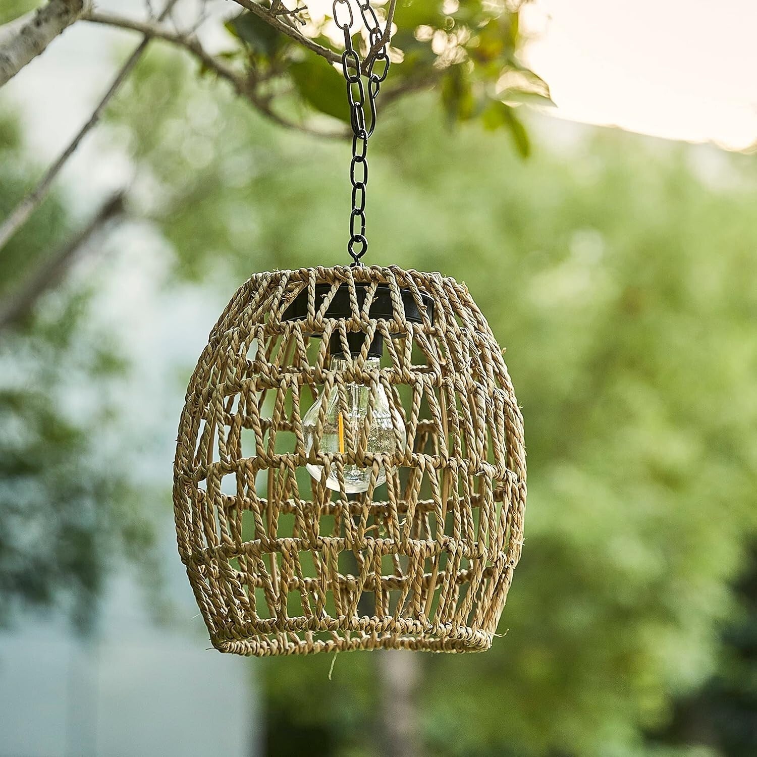 Charming Outdoor Solar Lantern - Woven Bamboo for Garden and Patio Lighting