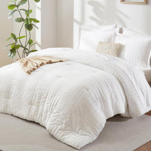 Load image into Gallery viewer, Machine Washable King Comforter Set - Stylish 7-Piece Bedding for All Seasons