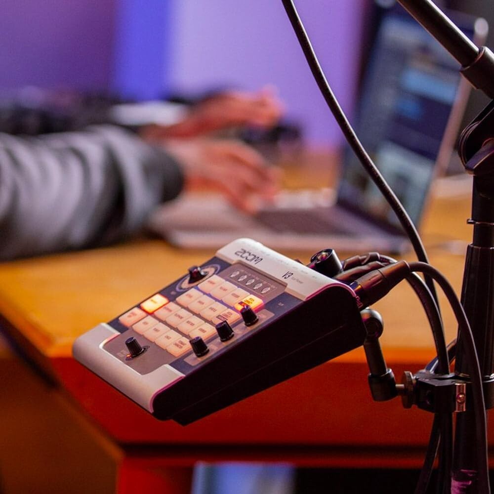 16 Studio-Grade Vocal Processor with Pitch Correction and Reverb for Musicians