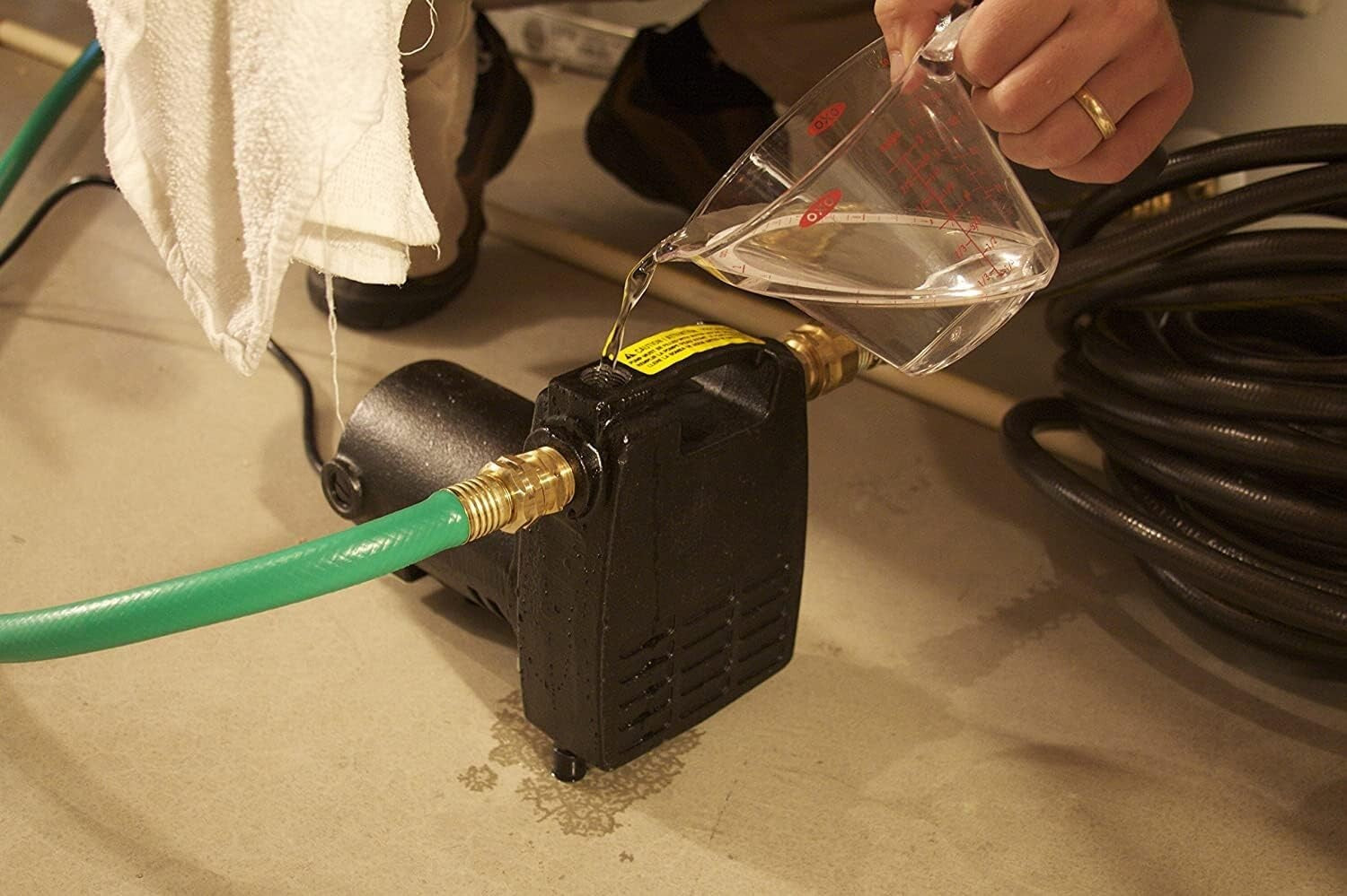 Reliable Cast Iron Portable Water Pump - 50 Feet Lifting Height, 1 Year Warranty