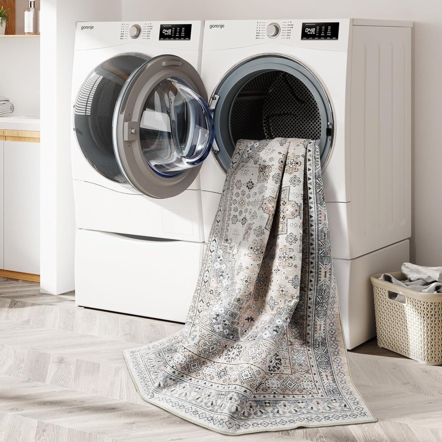 Stain Resistant 9' x 12' Area Rug: Lightweight, Non-Slip, Perfect for Families