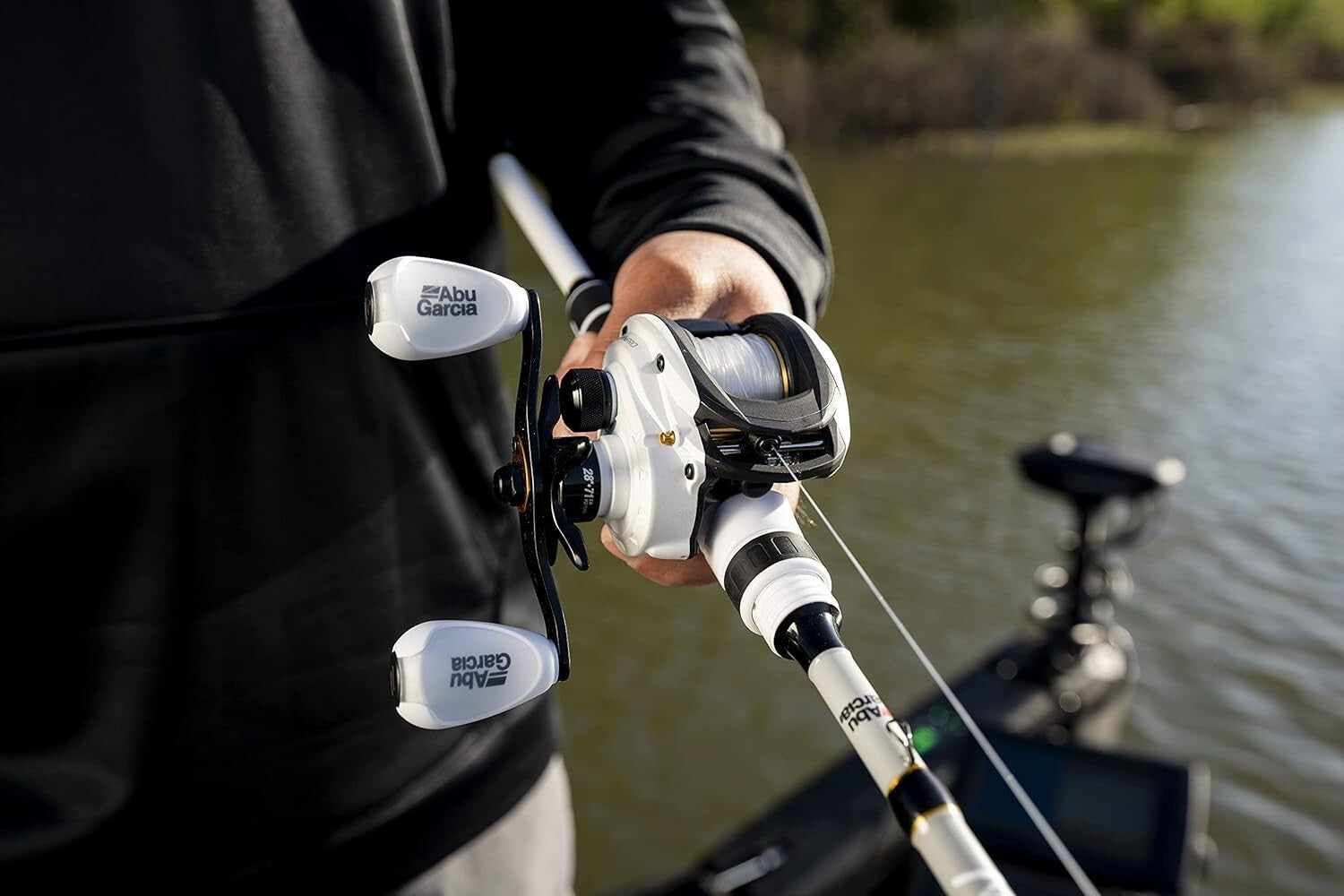 Max Pro Low Profile Baitcast Fishing Reel - Lightweight & High Recovery