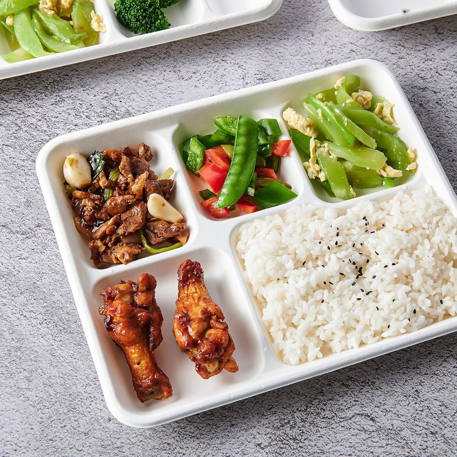 500 Count Compostable 5-Compartment Lunch Trays - Perfect for Kids & Events