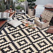 Load image into Gallery viewer, Elegant 6' x 9' Plastic Straw Rug - Reversible for Backyard and Outdoor Spaces