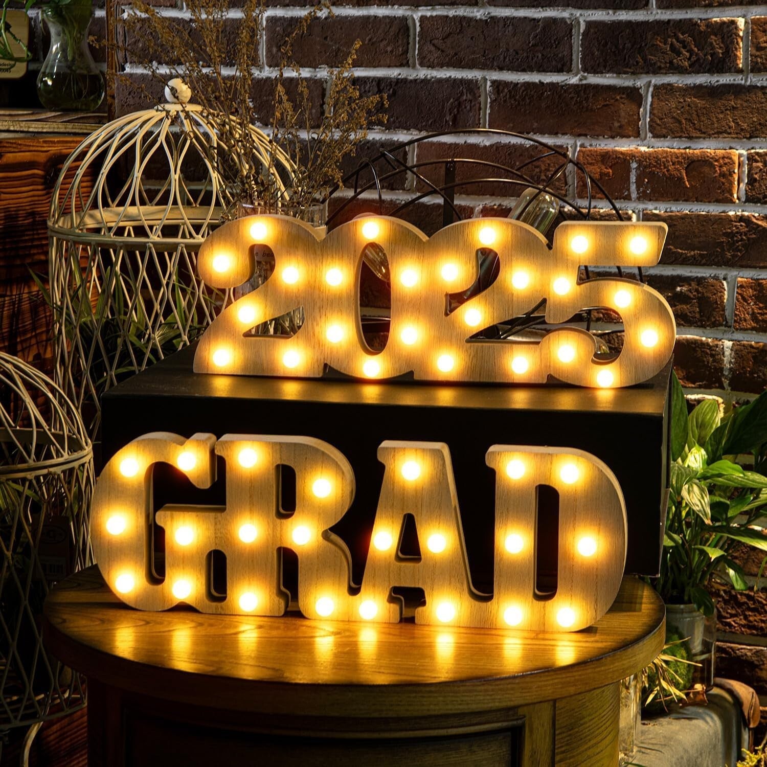 Sturdy Wooden 'Grad 2025' Marquee Lights for Graduation Party Centerpieces